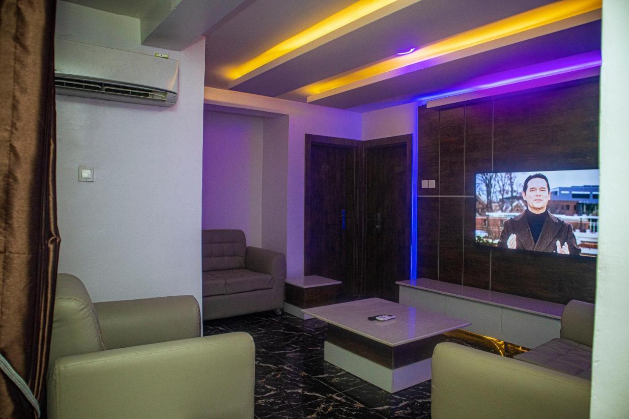 Presken Hotels @Fajodd-4 Ikeja Luaran gambar