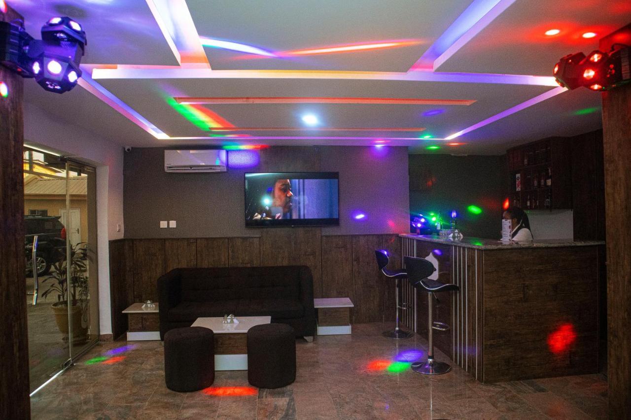 Presken Hotels @Fajodd-4 Ikeja Luaran gambar