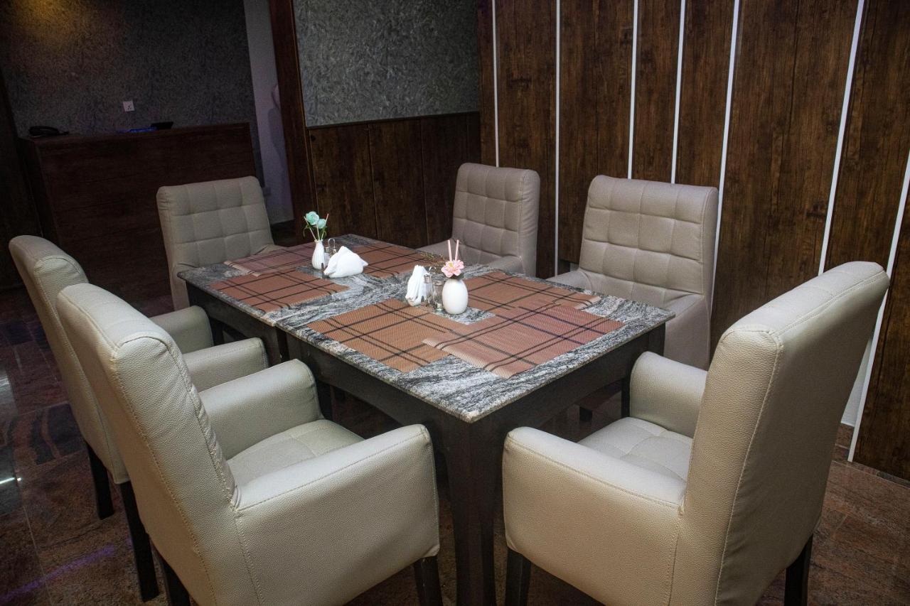 Presken Hotels @Fajodd-4 Ikeja Luaran gambar