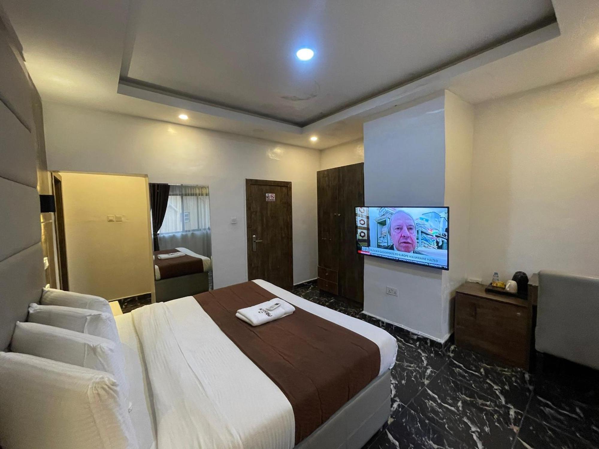 Presken Hotels @Fajodd-4 Ikeja Luaran gambar